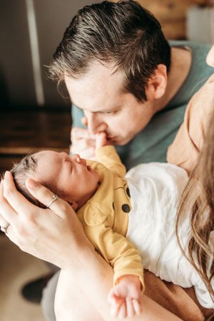 in home newborn photography