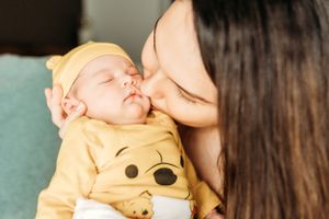 in home newborn photography