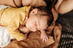 in home newborn photography
