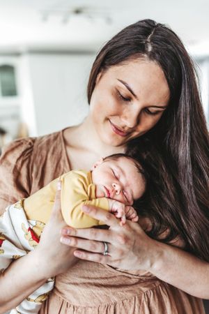 in home newborn photography