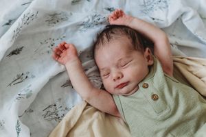newborn in-home photography