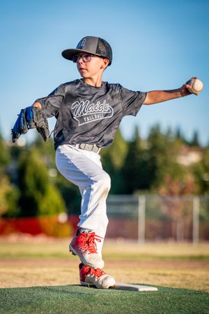 baseball pitcher winding up