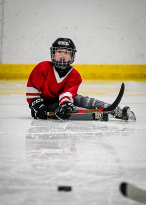 kid hockey player