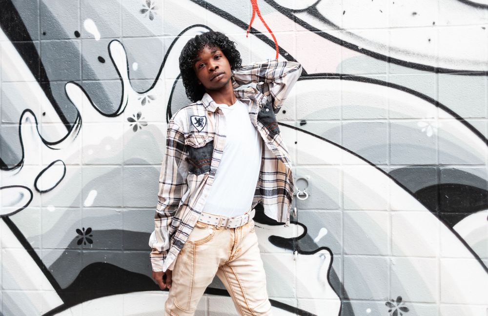 model poses by mural