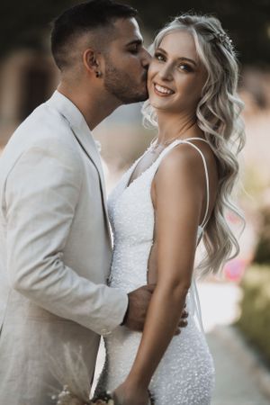 Séance photo mariage – Capturer l'amour et la complicité du couple dans des photos intemporelles et romantiques