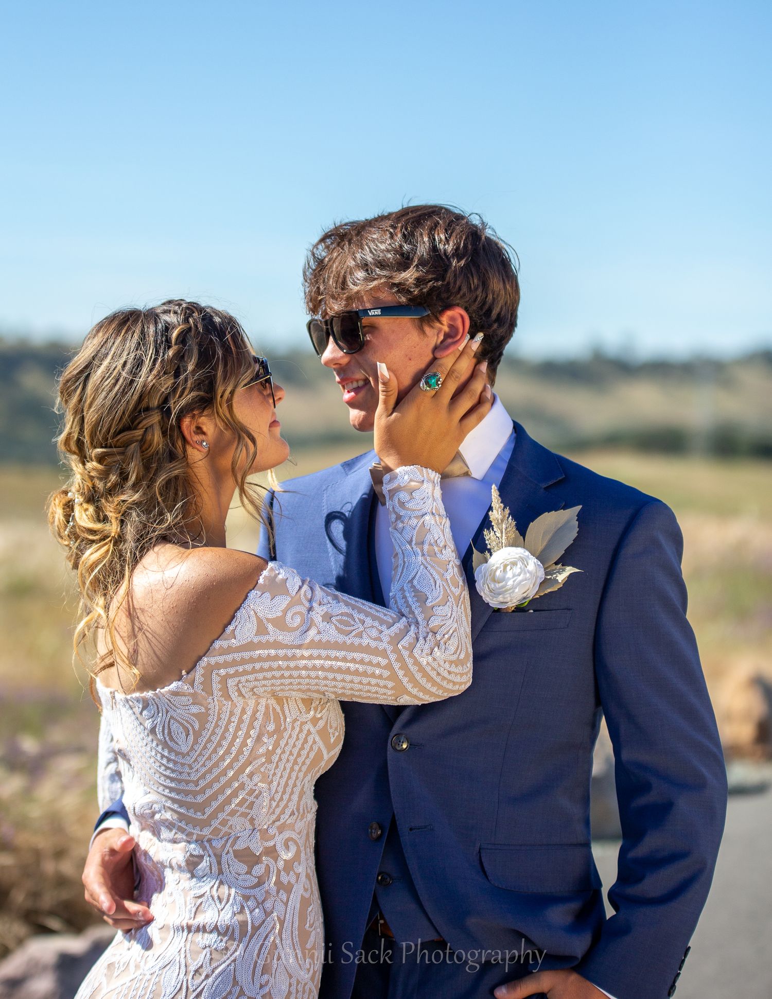 gunnii sack photography, valley springs golf course, calaveras high school prom, prom photo shoot,