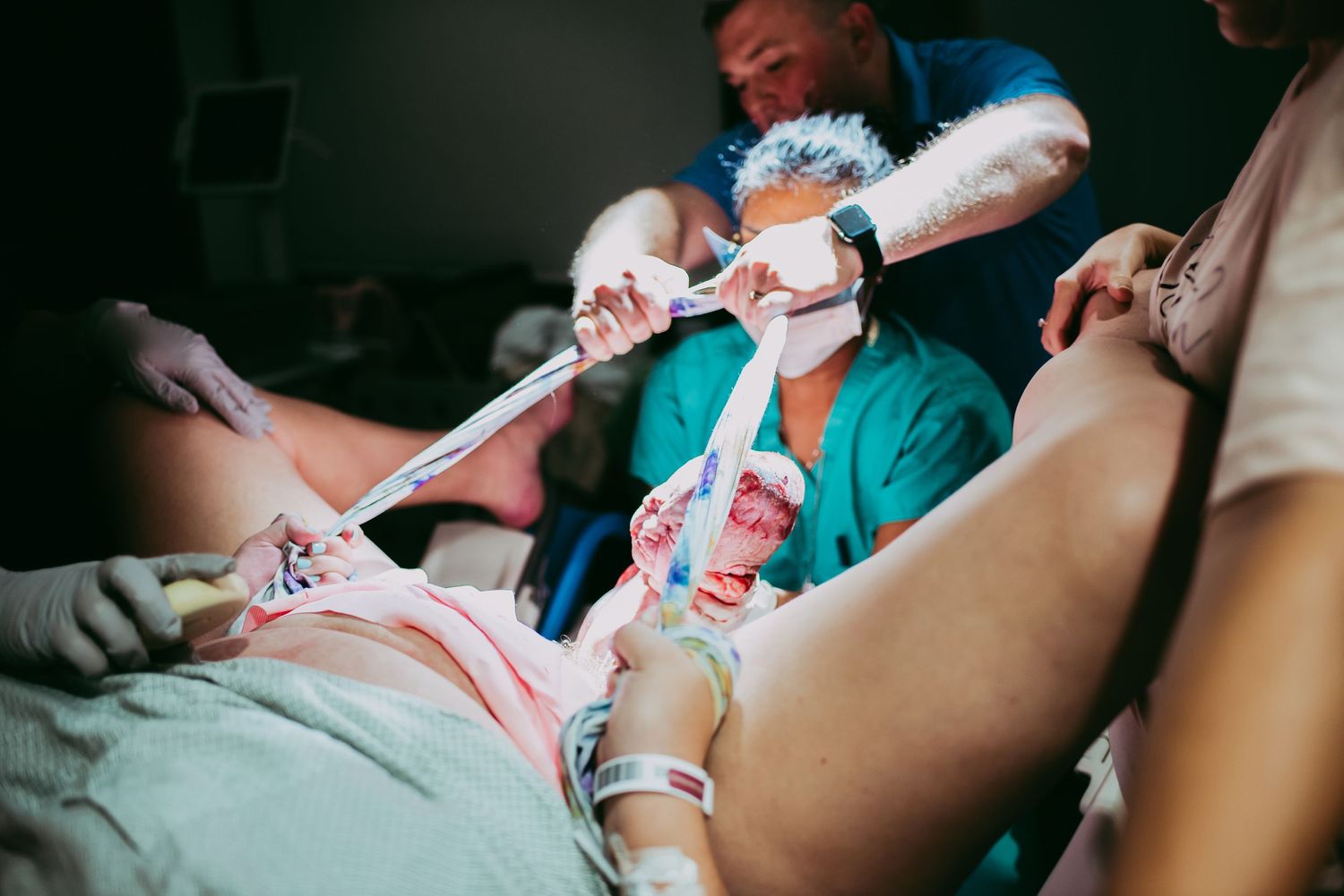 Home birth, birth doula, midwifery, orlando doula, water birth, newborn photography, maternity photography, birth photography, lactation
