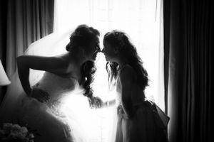 Black and white wedding photos – classic, elegant, and unforgettable images.