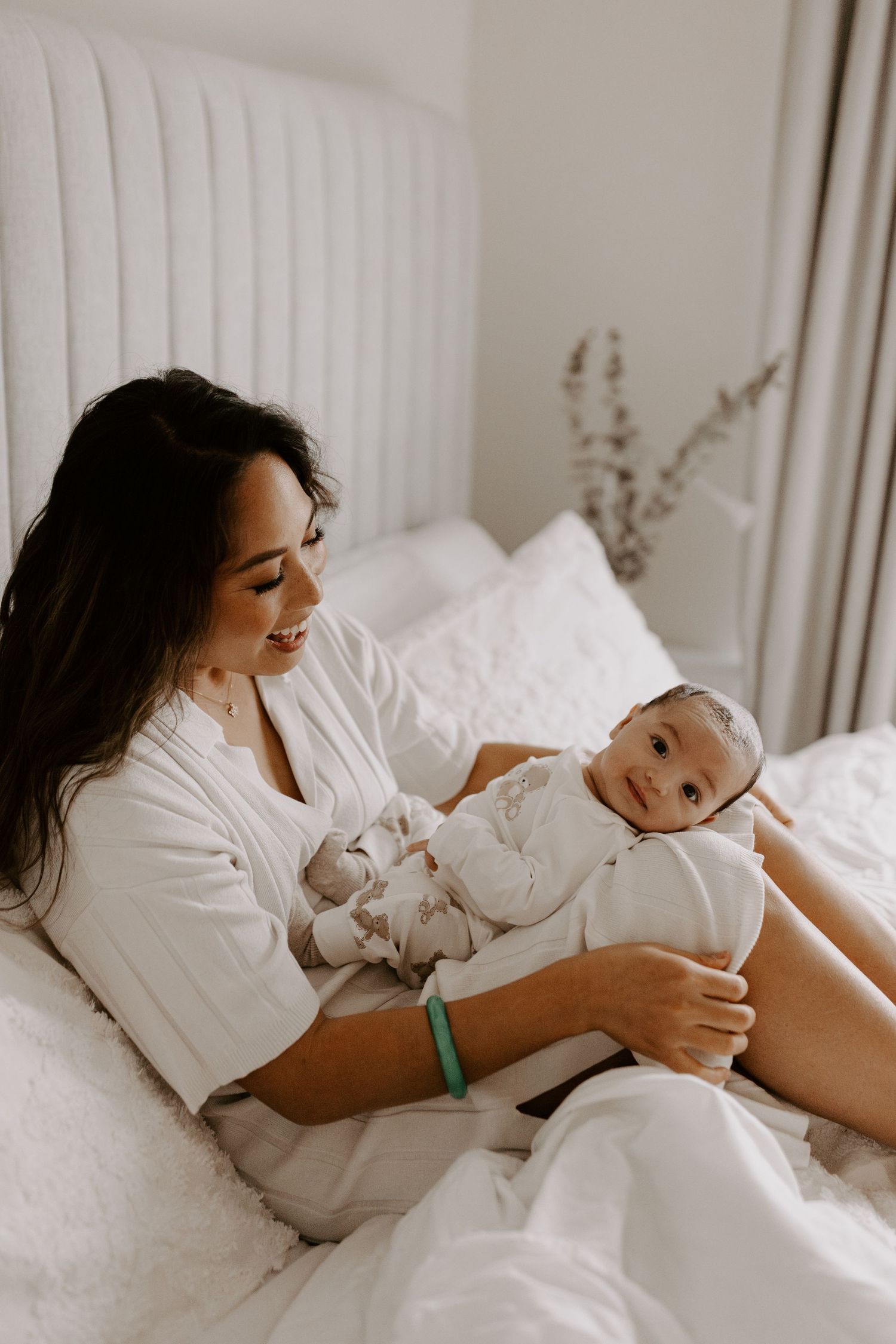 family / newborn home photography session in toronto vaughan canada