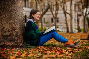 All of the fall vibes wrapped into this very cozy senior portrait. Capture the true personality in my sessions