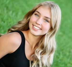A classic, bright and colorful portrait