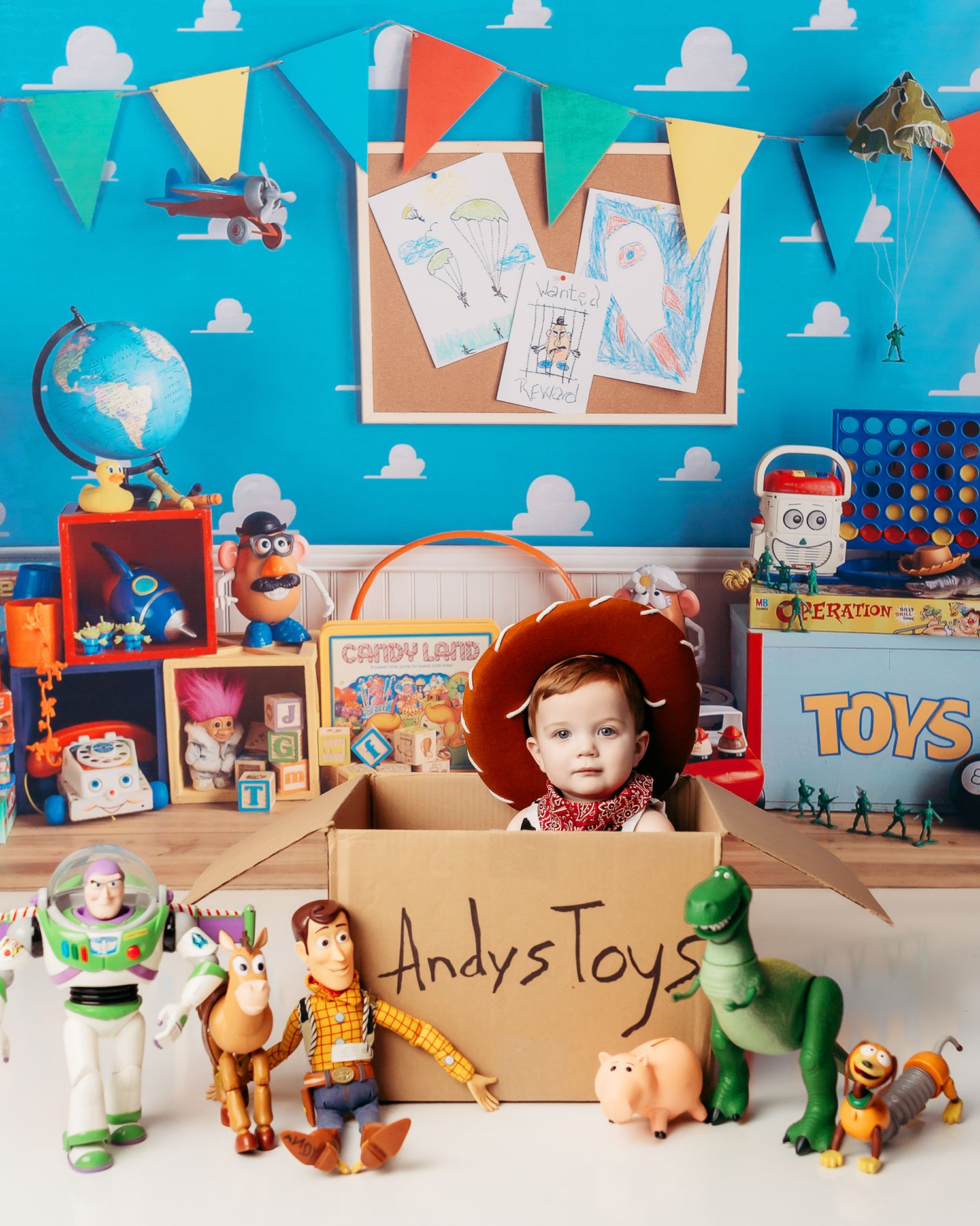 Toy story cakes smash with fayefaye photography