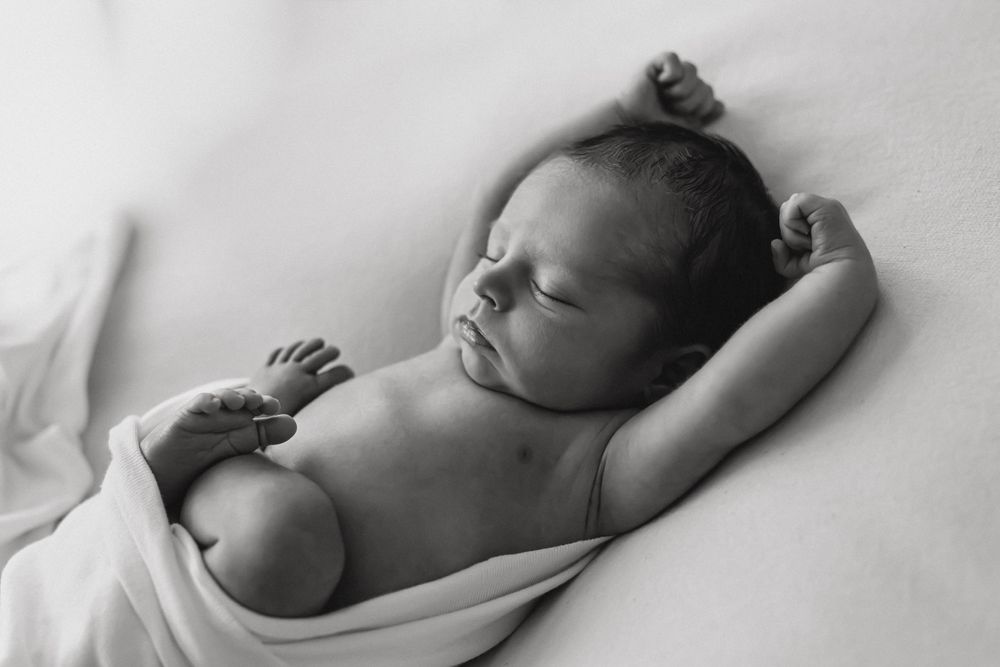 Edmonton Newborn Photographers. newborn photos edmonton. newborn photographers near me. newborn photographers edmonton