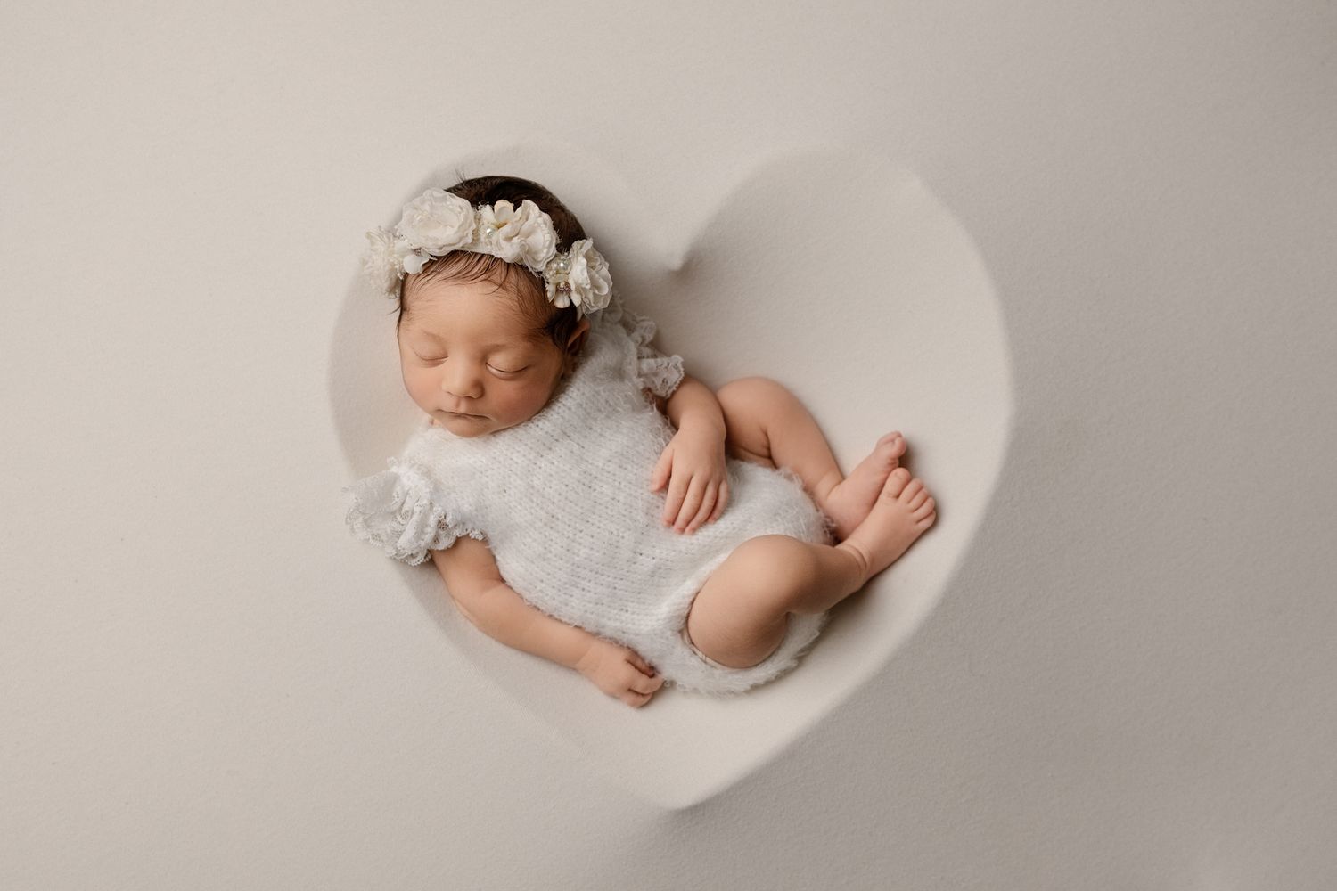 Newborn photography near me, Miami family photography, baby portraits miami