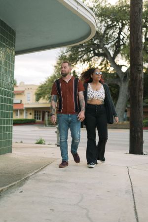70s theme couple