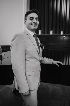 Hochzeitsfotograf Berlin Wedding Photographer Braut Bräutigam Klassische Hochzeit Hochzeitsfeier