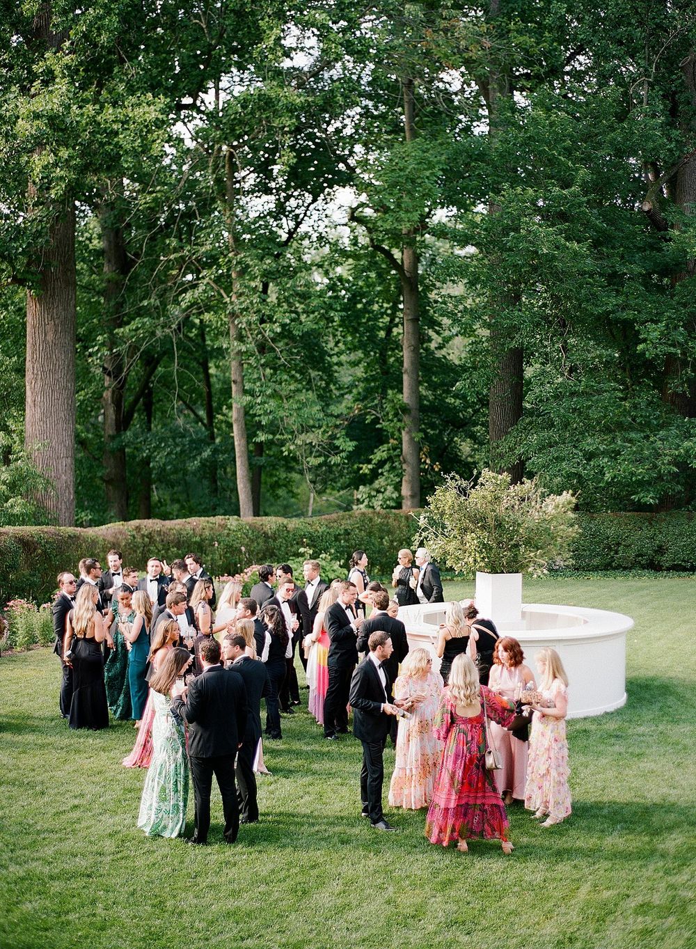summer cocktail hour at Baltimore Country Club photos by Audra Wrisley