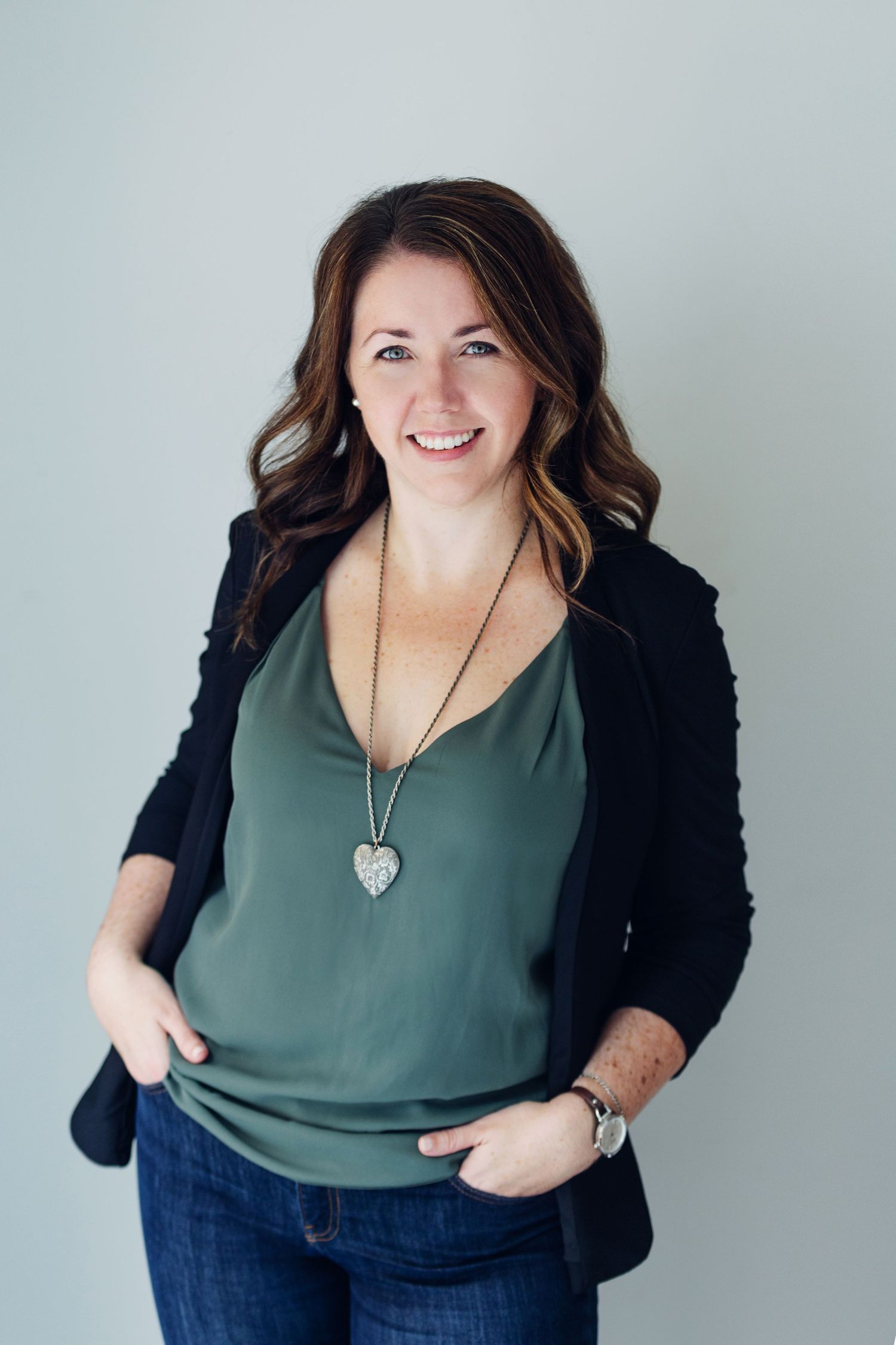 Northern Exposure Real Estate Photography by Sarah Tennant business headshot