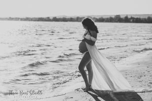 maternity photography, quinte west, trenton, brighton, cobourg ontario, pregnancy photos, belly photos, couples photos,
