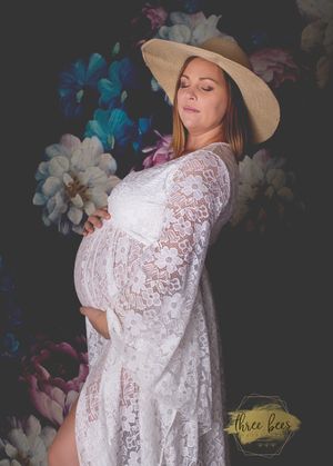 maternity photography, quinte west, trenton, brighton, cobourg ontario, pregnancy photos, belly photos, couples photos,