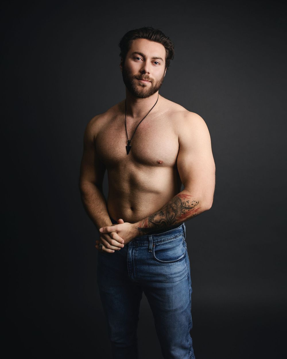 Fitness competitor photoshoot with Cole Pelacek
