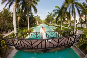 resort wedding photographer Cancun