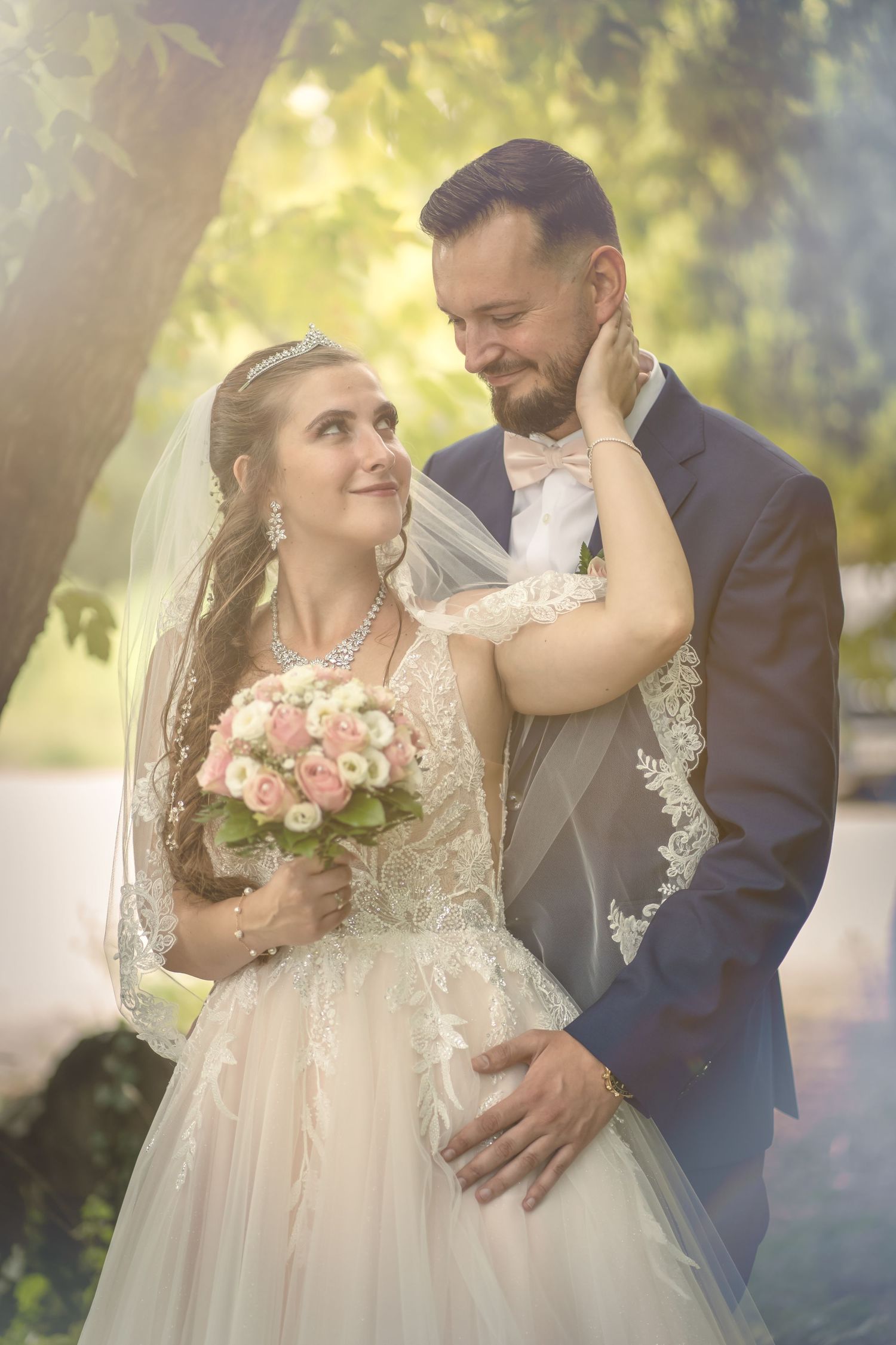 Hochzeit im Standesamt Schlosskirche Schöneiche bei Berlin. Sehr gut bewerteter Hochzeitsfotograf