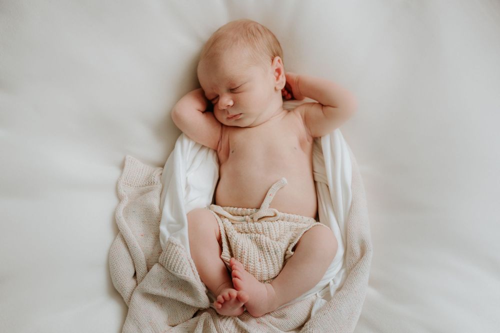 Bulimba photographer, brisbane newborn photographer, brisbane maternity photographer, brisbane family photographer,