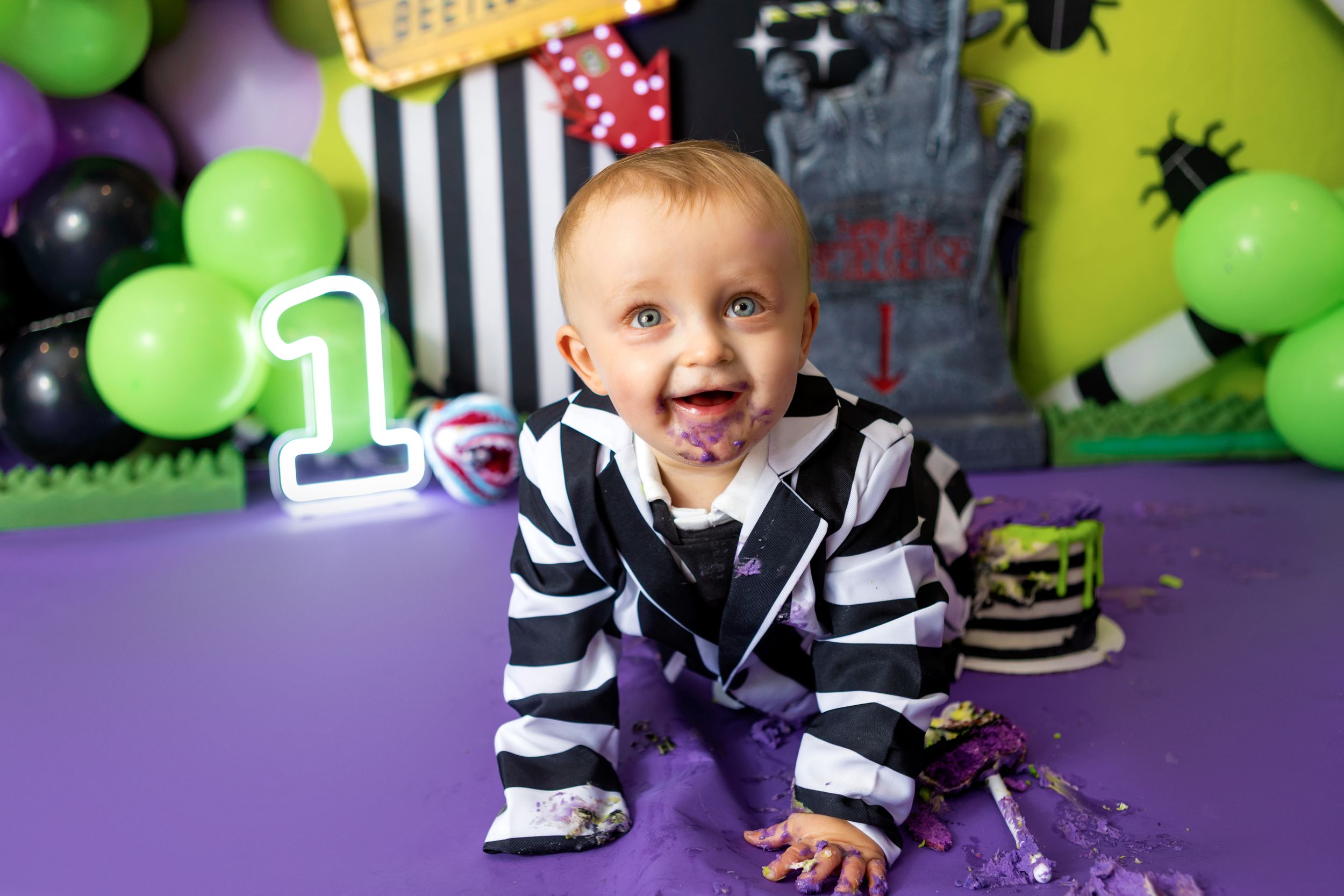 Custom cake smash photographer, beetlejuice inspired photoshoot, York, Pa Photographer