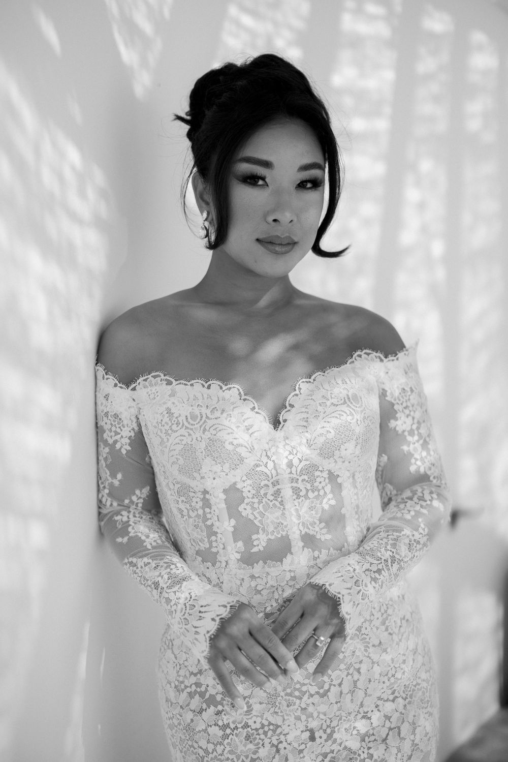 an american bride in santorini getting married in an intimate wedding with julia and evita