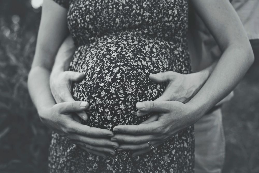 Charlotte Maternity photographer