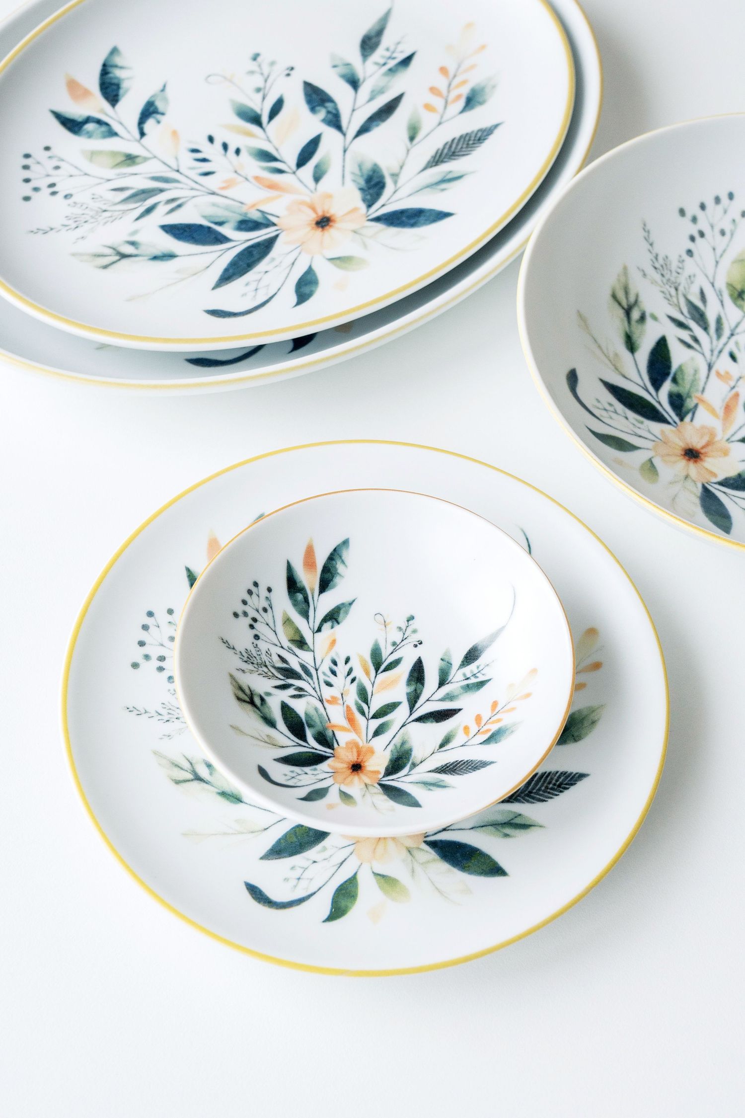 Porcelain with digital print featuring delicate floral patterns creating a fresh and elegant design.