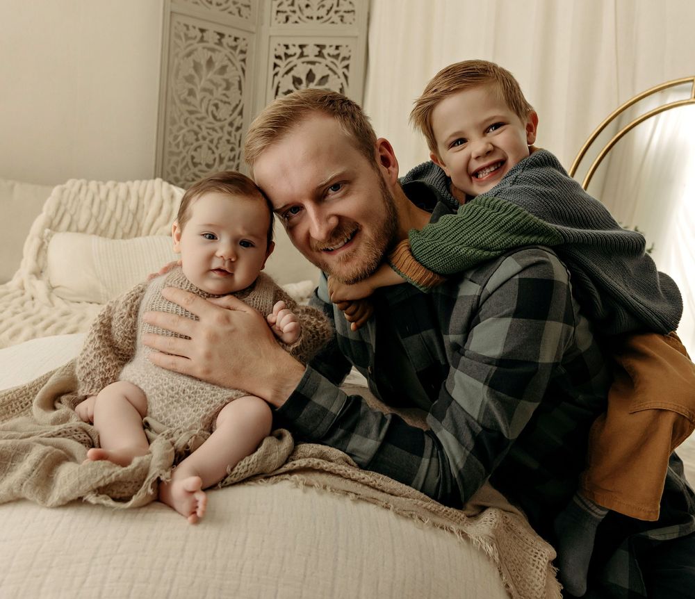 relaxed family newborns pictures Westmeath