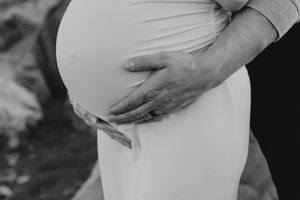 couple pregnant