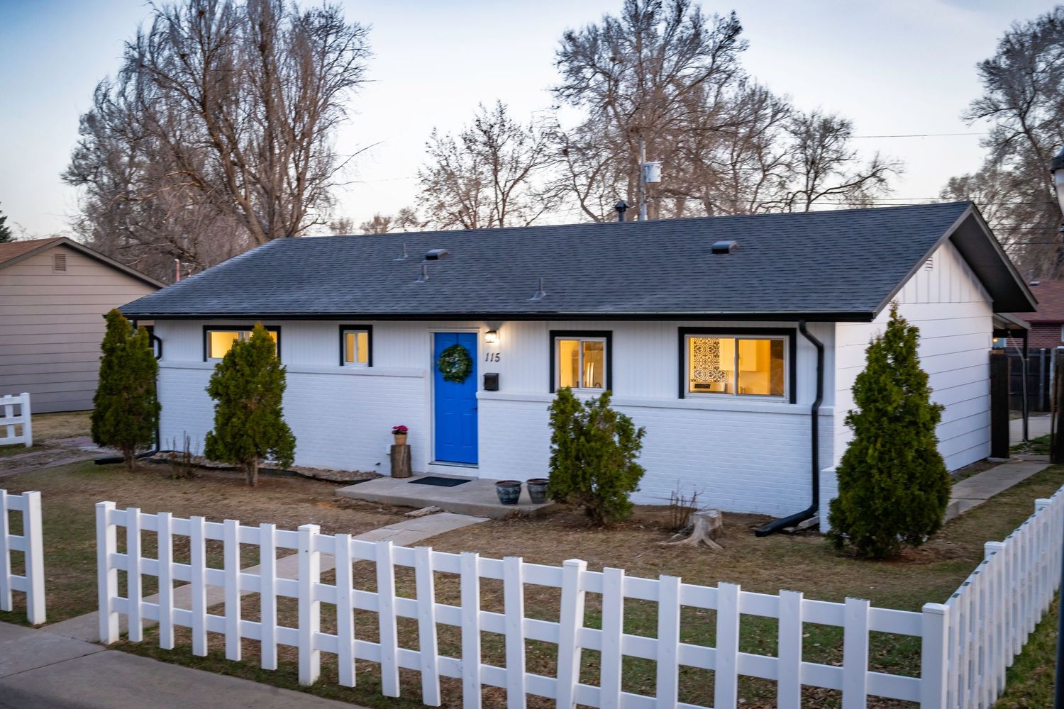 twilight shot of a house in Longmont Colorado