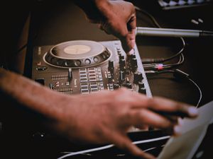 Pixels4u photo of DJKinfolk