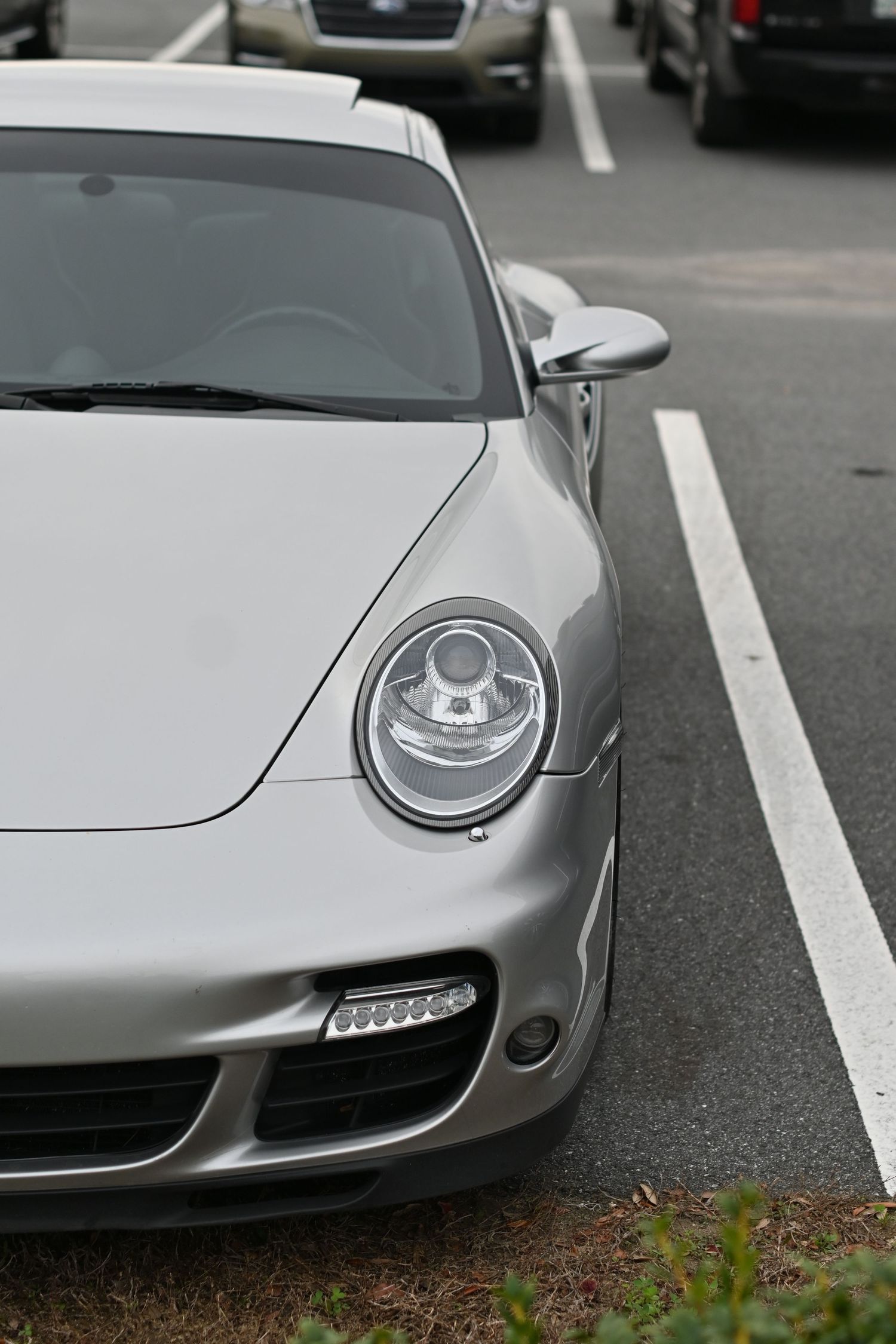 silver porsche