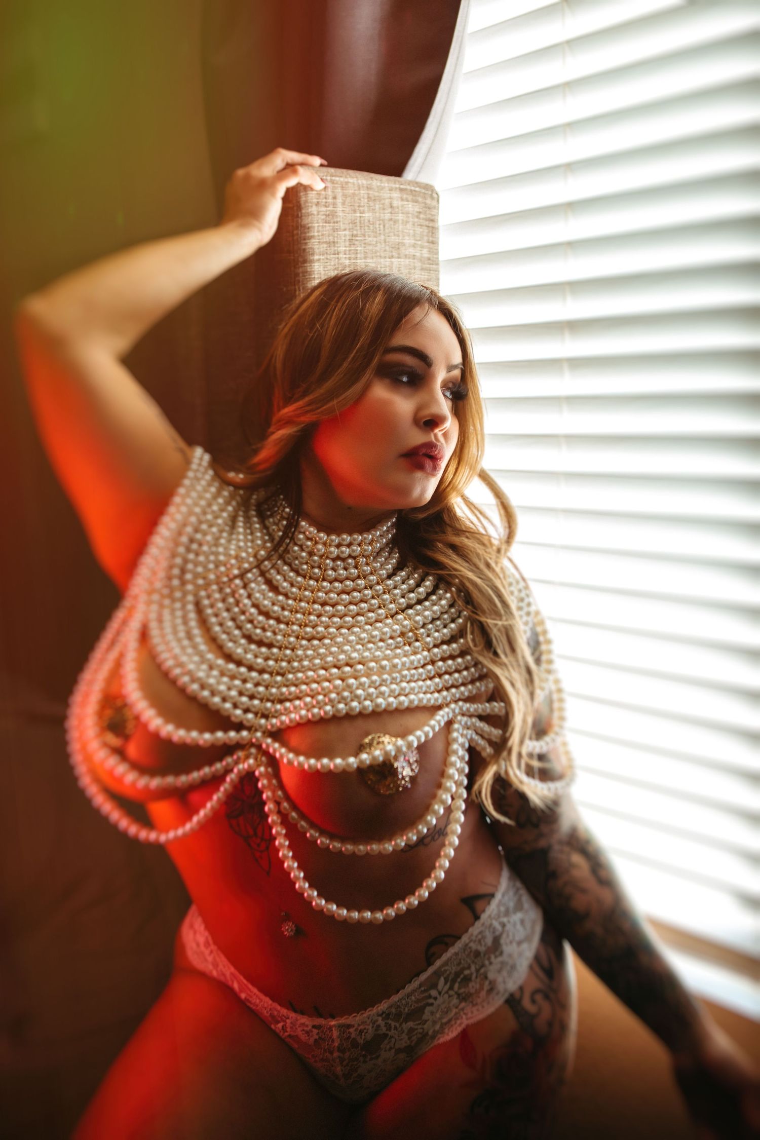 in home boudoir photography high desert photographer southern california boudoir photographer