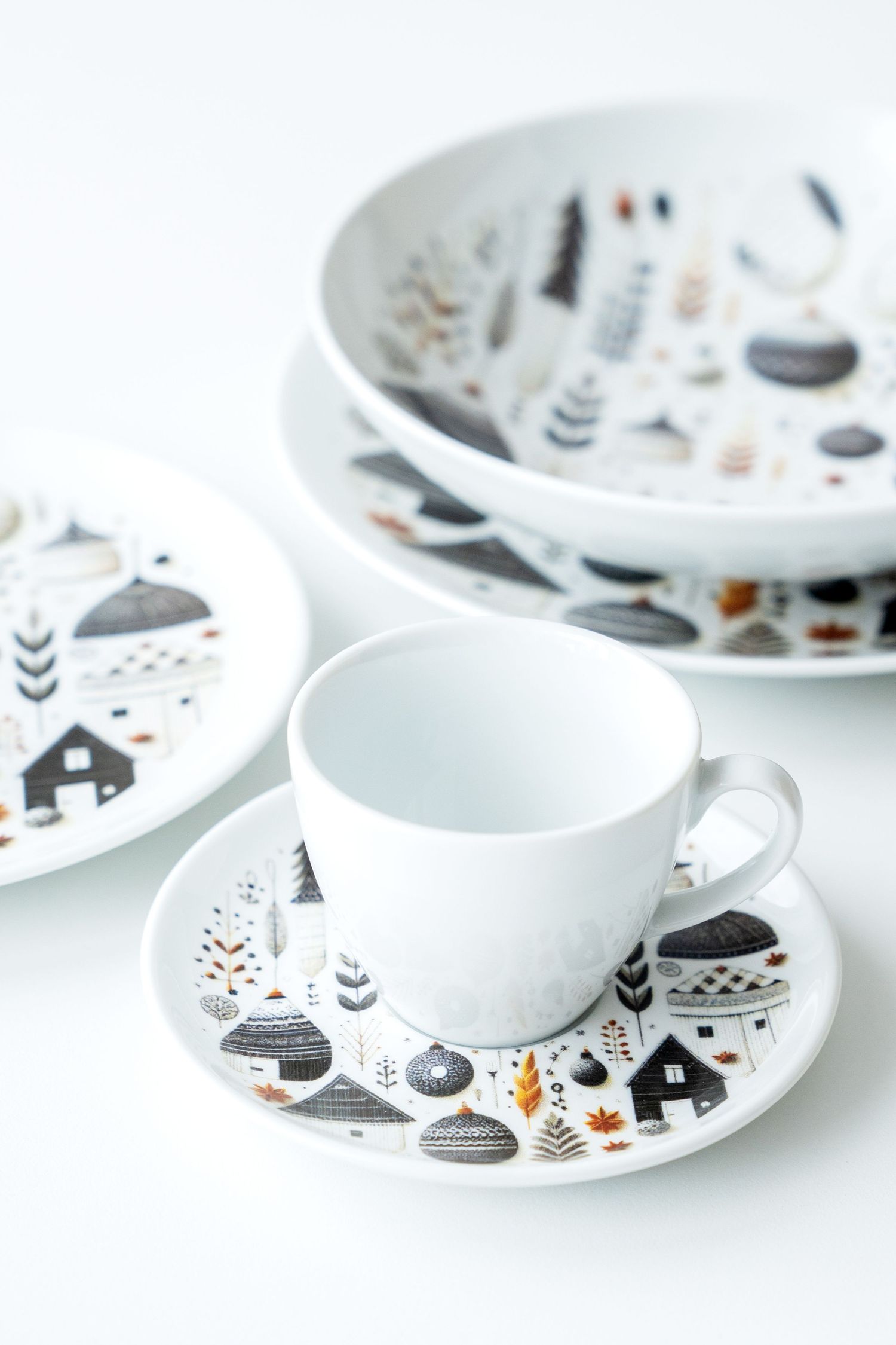 Digital printing on hard porcelain by G. Benedikt 1882