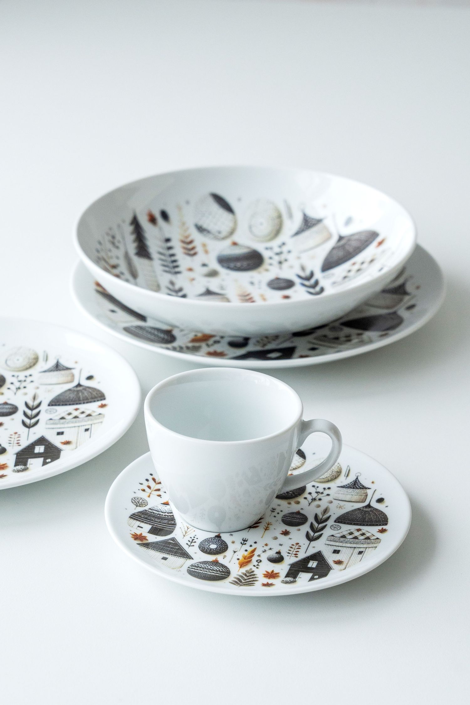 Digital printing on hard porcelain by G. Benedikt 1882