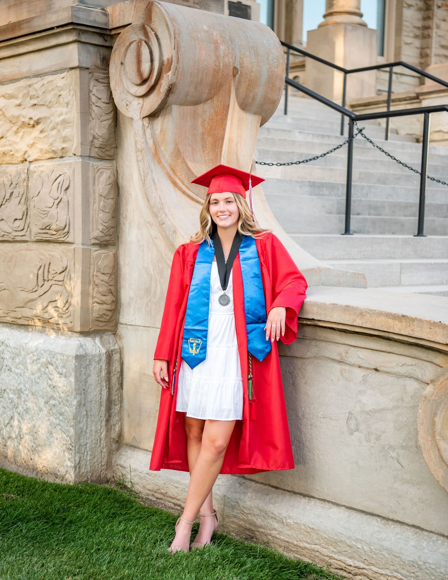 High School Senior Photographer, Beavercreek Ohio, Fairborn, Huber Heights, Kettering, Centerville, Oakwood, Bellbrook, Tipp, Troy