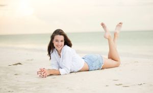 Senior portraits in Sarasota & Bradenton that reflect your style, confidence, and story. Celebrate your graduation with Imageana.