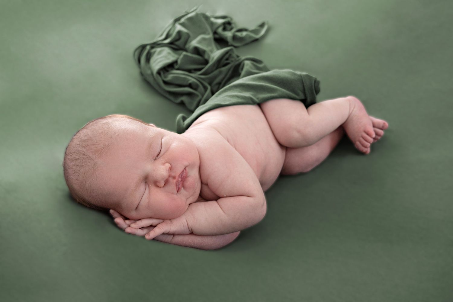 posed newborn photography
