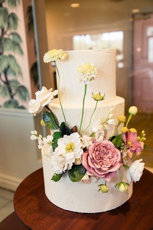 editorial style wedding photography on a golf course in Tampa, Dunedin, Clearwater, St Pete, Naples, West Palm, Florida, and Scotland