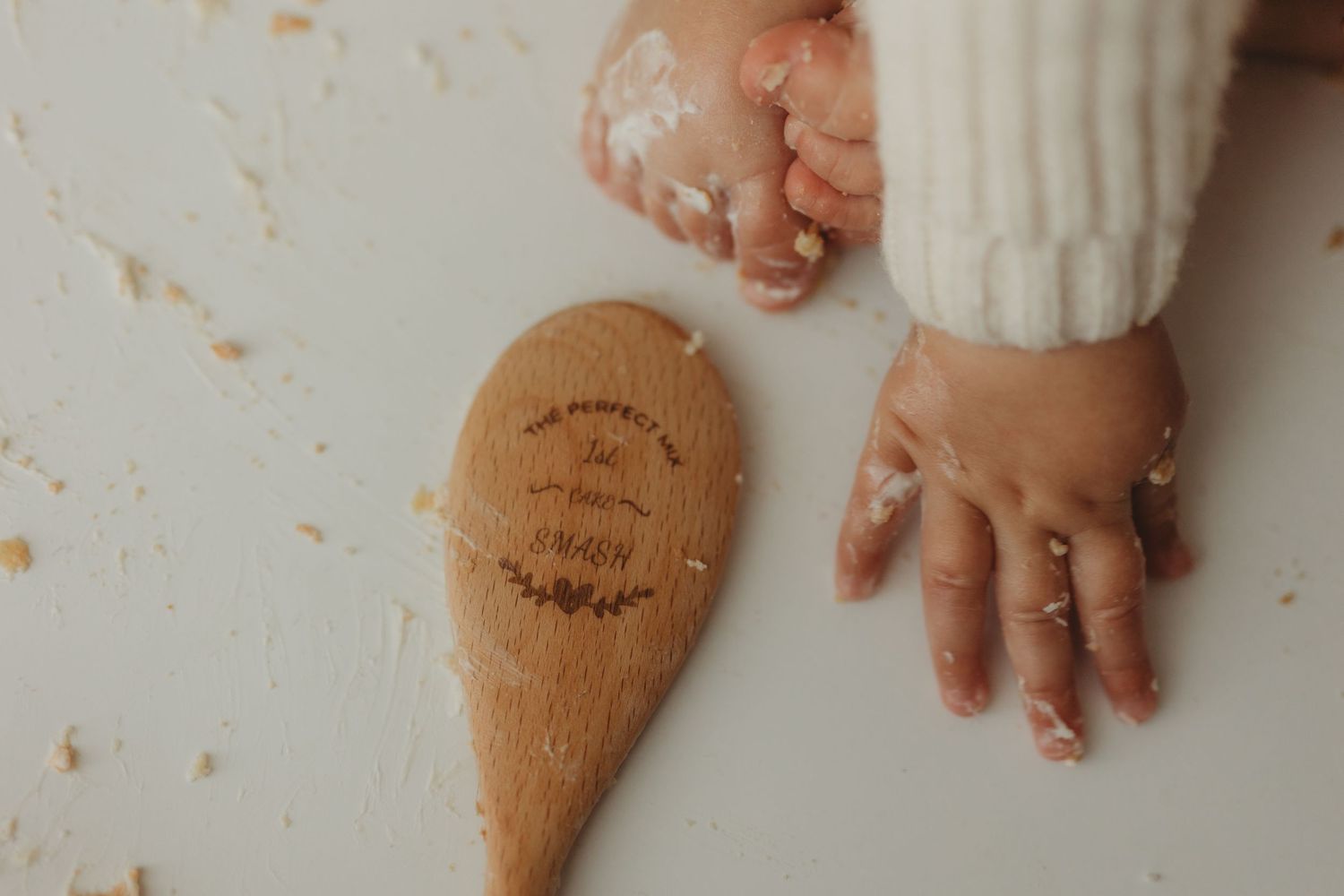 First birthday cake smash session in home studio Vilvoorde 1800 near Brussels