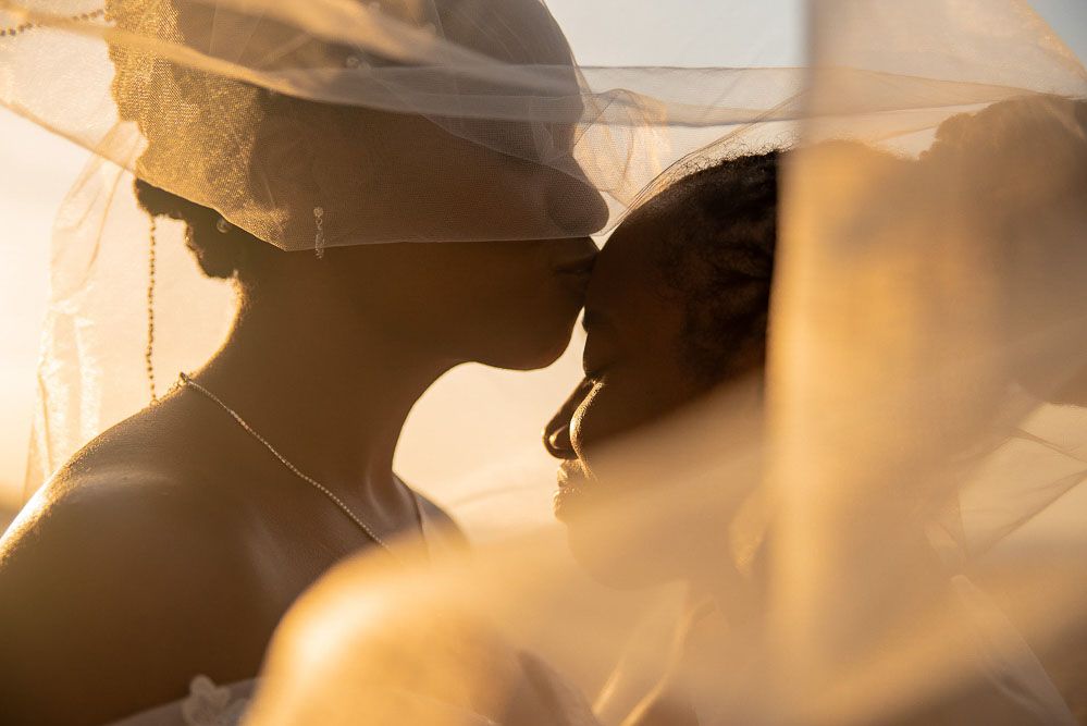 Couple photo session in Playa Hermosa, Costa Rica