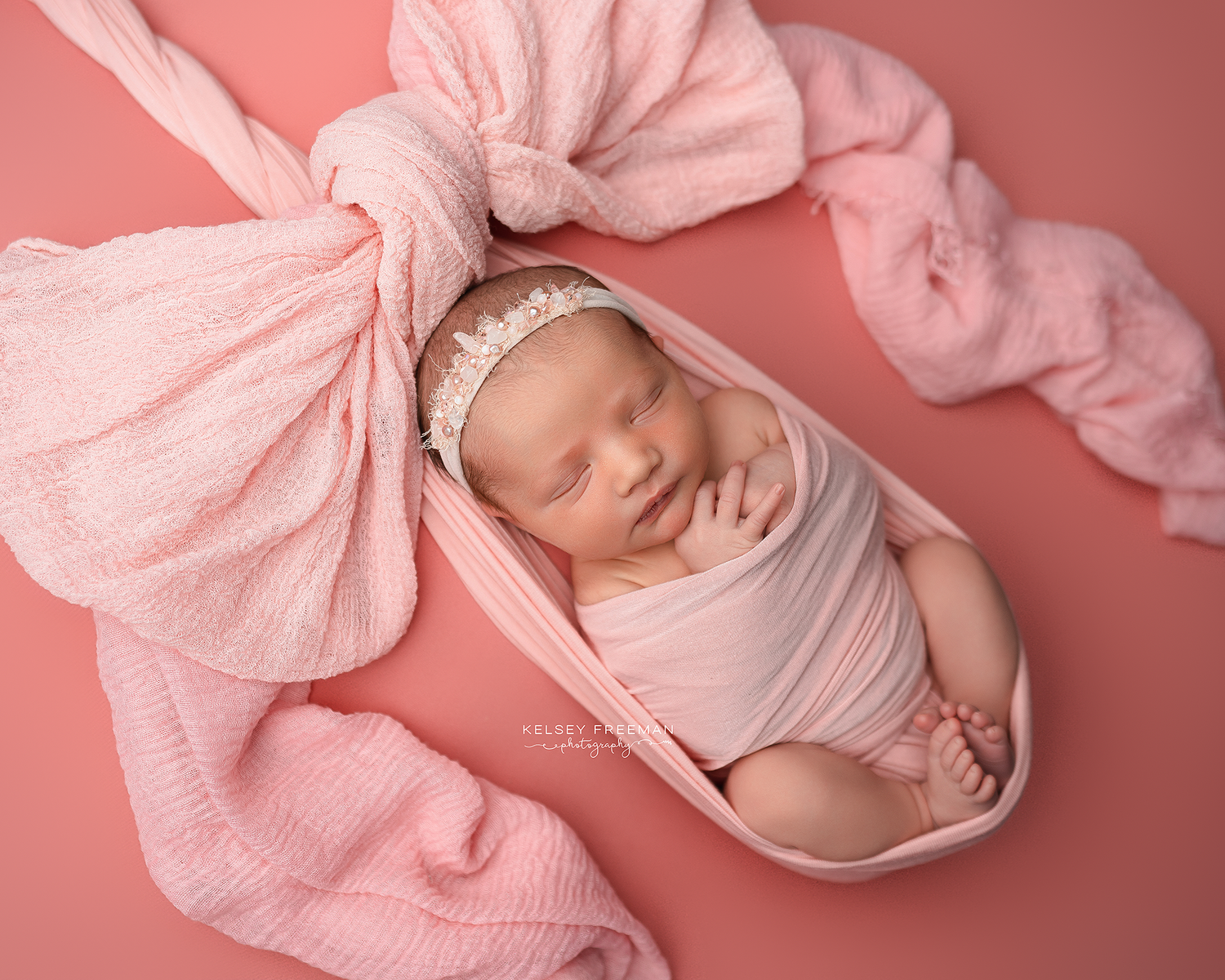 Newborn photography studio located in between Atlanta, Georgia and Birmingham, Alabama with full service photo studio.