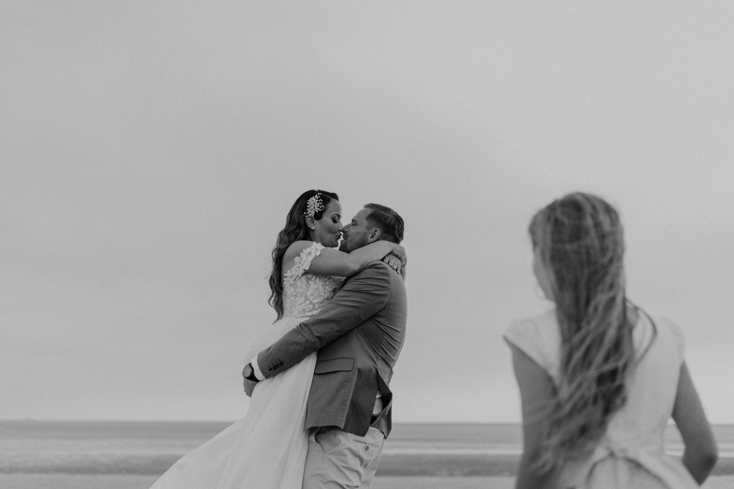 documentary wedding photography portugal couple emotional moment