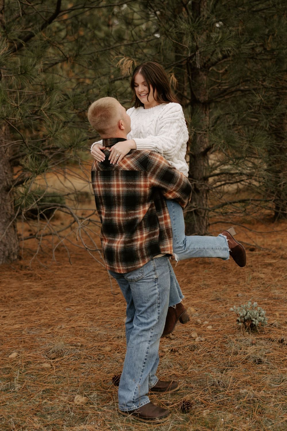 A romantic sequence of photos showing a couple embracing in a rustic outdoor setting with pine trees.