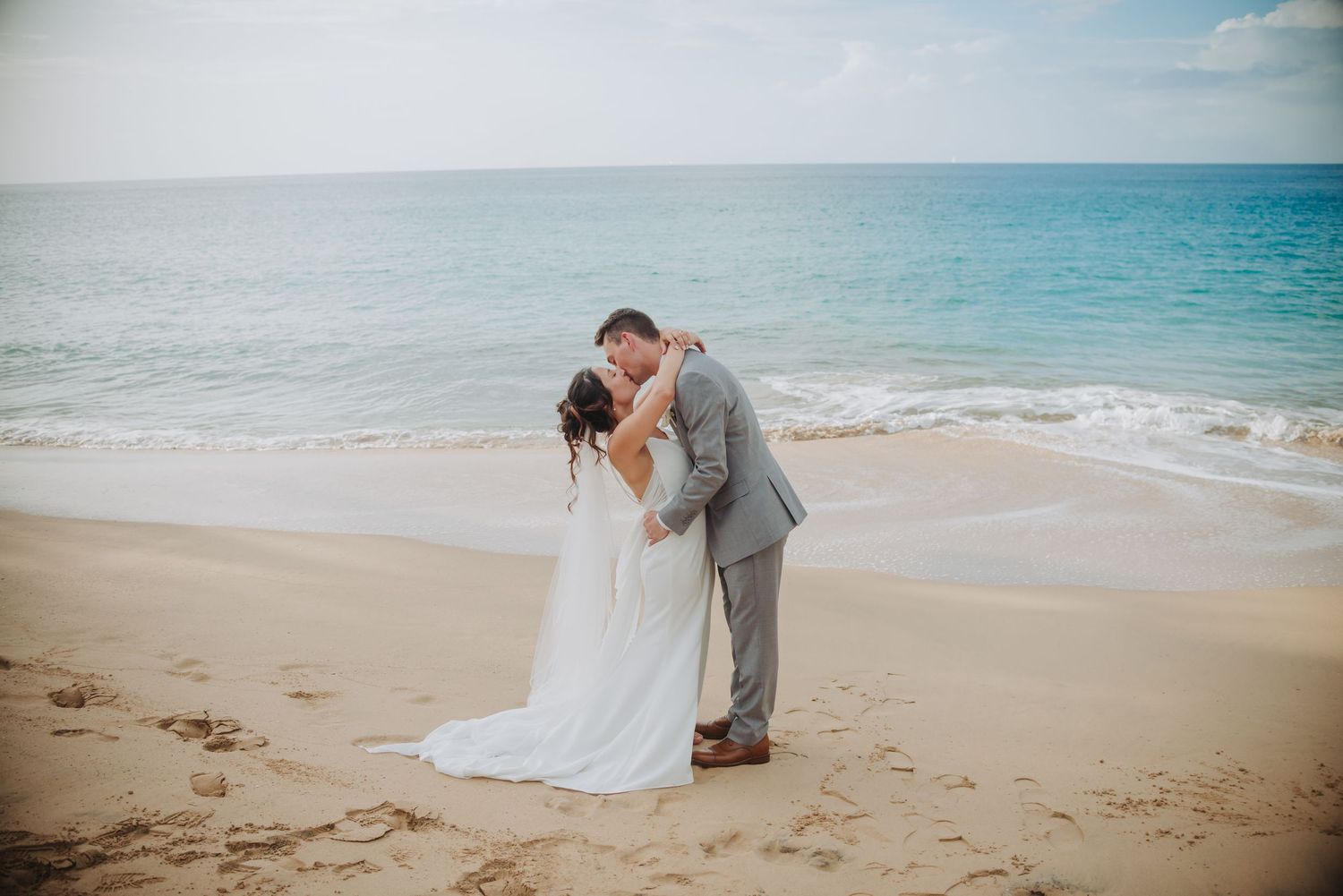 Getting married in St Lucia:  locations for your St Lucia destination wedding with Piton or beach backdrops